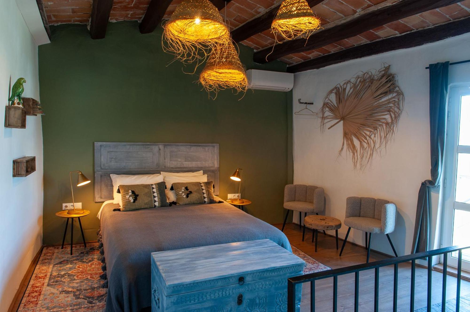Cal Mestre Guest house *